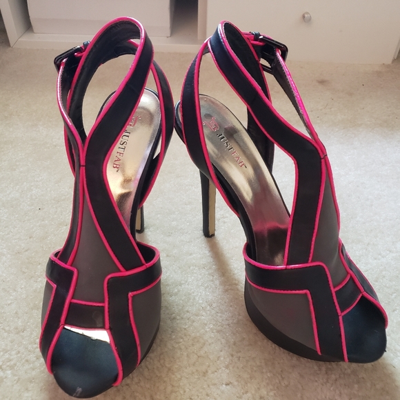 JustFab Shoes - JustFab black and pink high heels